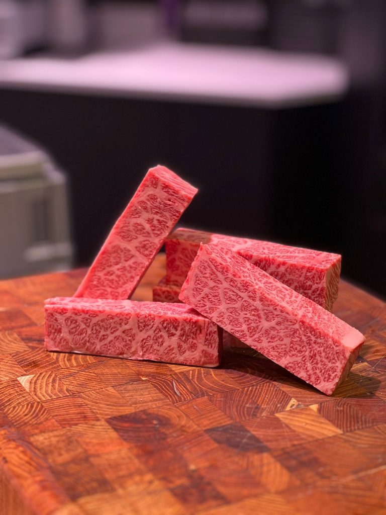 Tataki de Wagyu japonés A5 · Arita - Imagen 2
